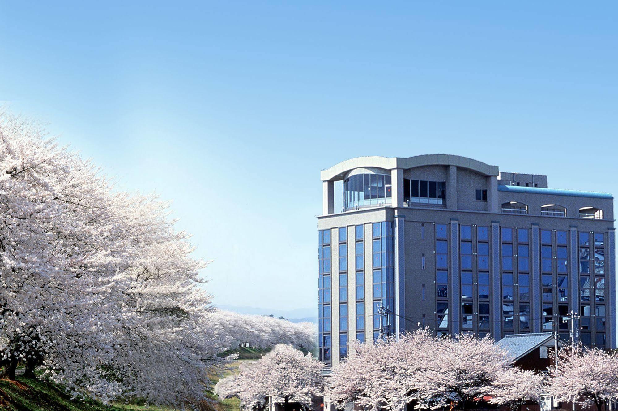Hotel Riverge Akebono Fukui Bagian luar foto